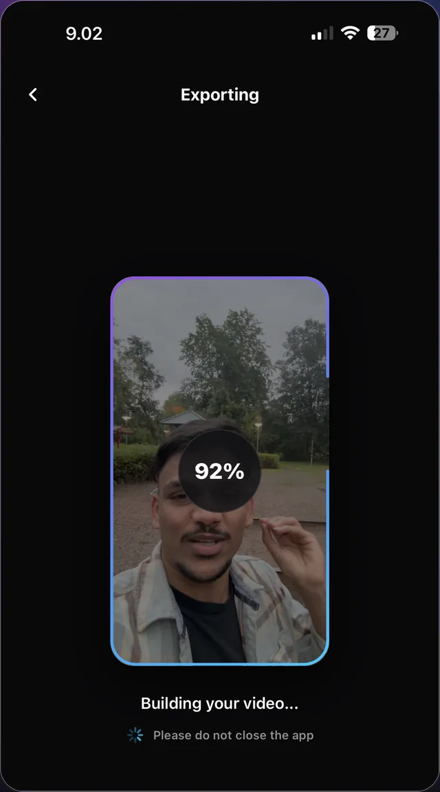 Exporting screen: Building your video, 92 percent rendered on the phone